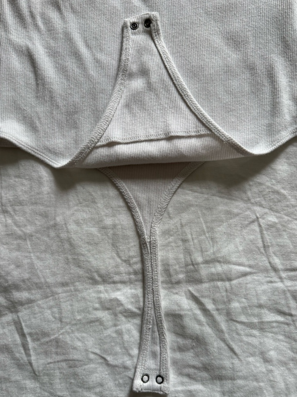 Abercrombie Soft AF Ribbed Bodysuit - Picture 5 of 5